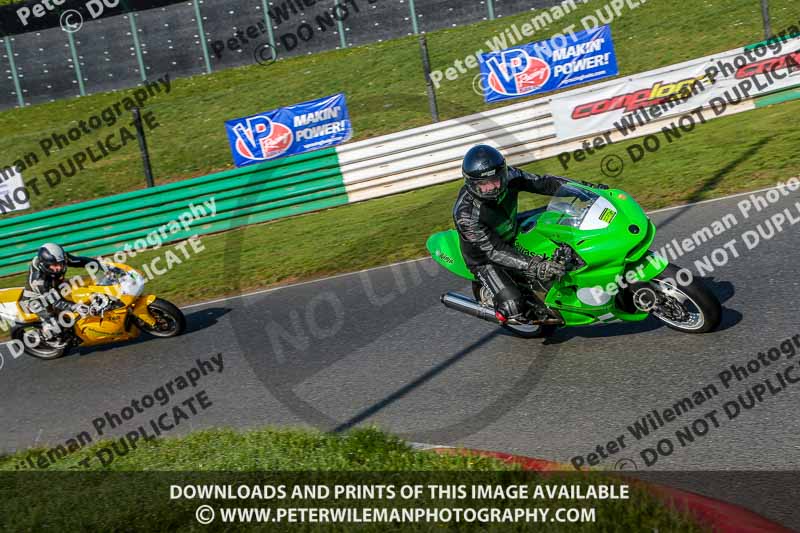 PJM Wedding Photography;enduro digital images;event digital images;eventdigitalimages;mallory park;mallory park photographs;mallory park trackday;mallory park trackday photographs;no limits trackdays;peter wileman photography;racing digital images;trackday digital images;trackday photos